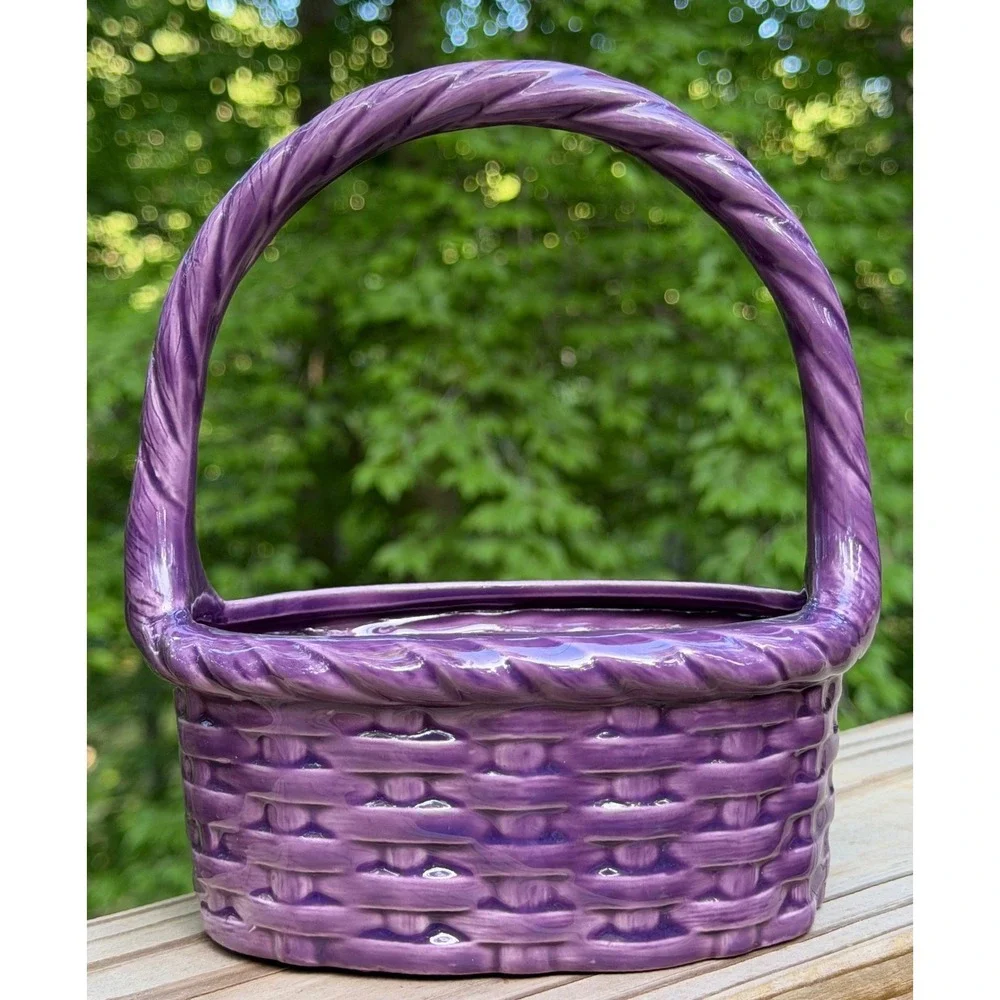 Byron Molds vintage basket